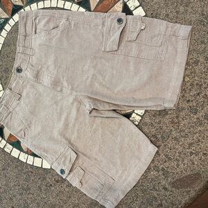 Vintage Genes Men’s 30” waist textured Cotton Cargo Shorts
